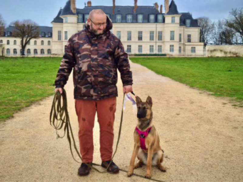 portrait de christian kneis cynopassion séance personnalisée rééducation canine